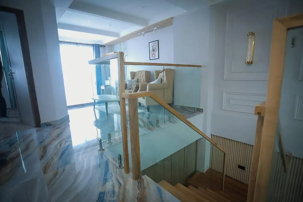 Penthouse Griha, Lazimpat Apartment Kathmandu 0*,
